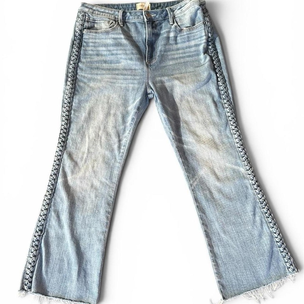 Driftwood Roxy Light Wash Braided Side Seam Flare Jeans Raw Hem Size 33